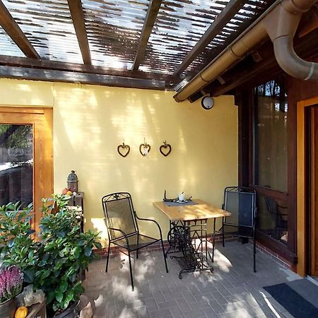 1 Zimmer Ferienwohnung Lohfelden Buitenkant foto